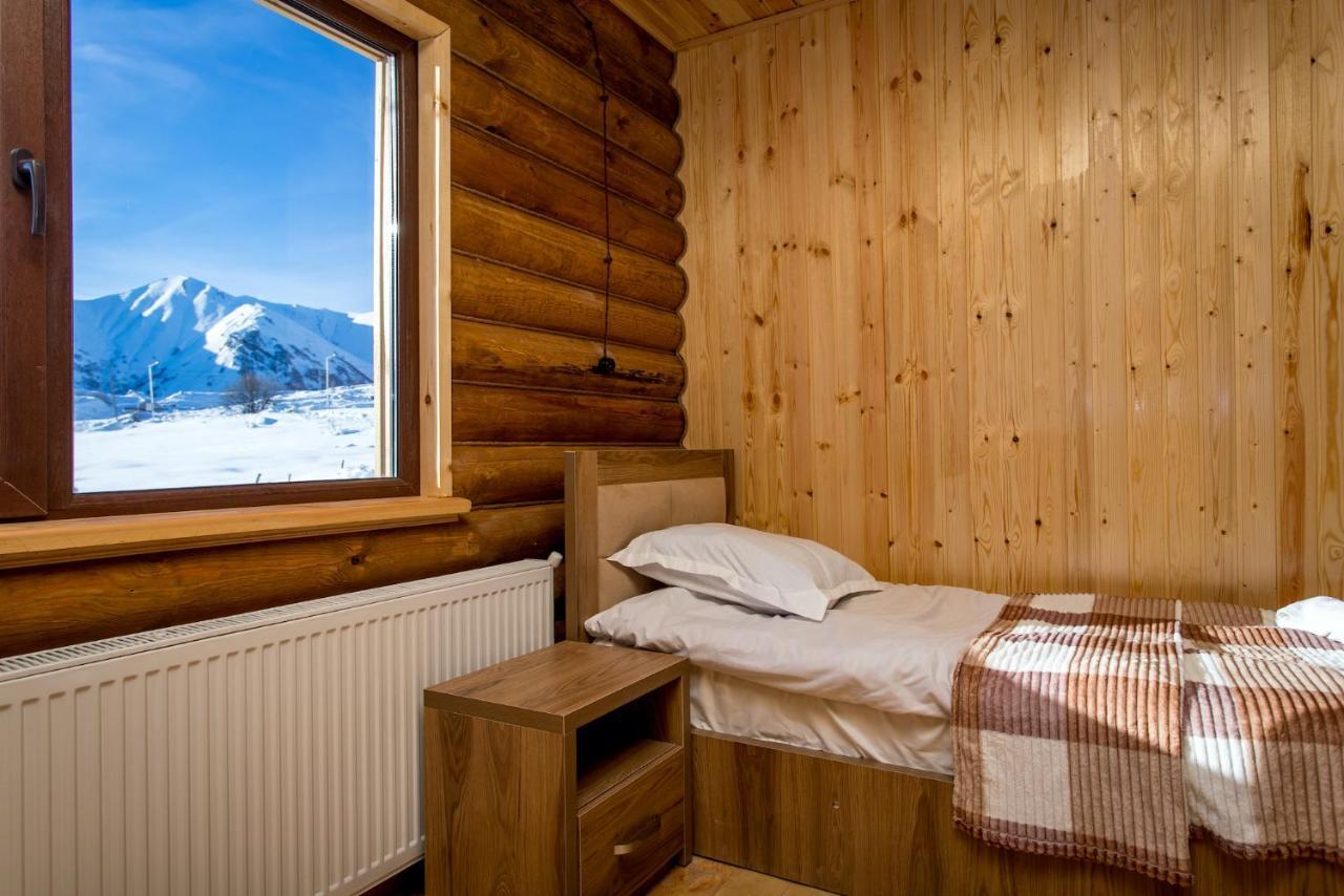 Snow Time Eco Chalet Гудаури Экстерьер фото