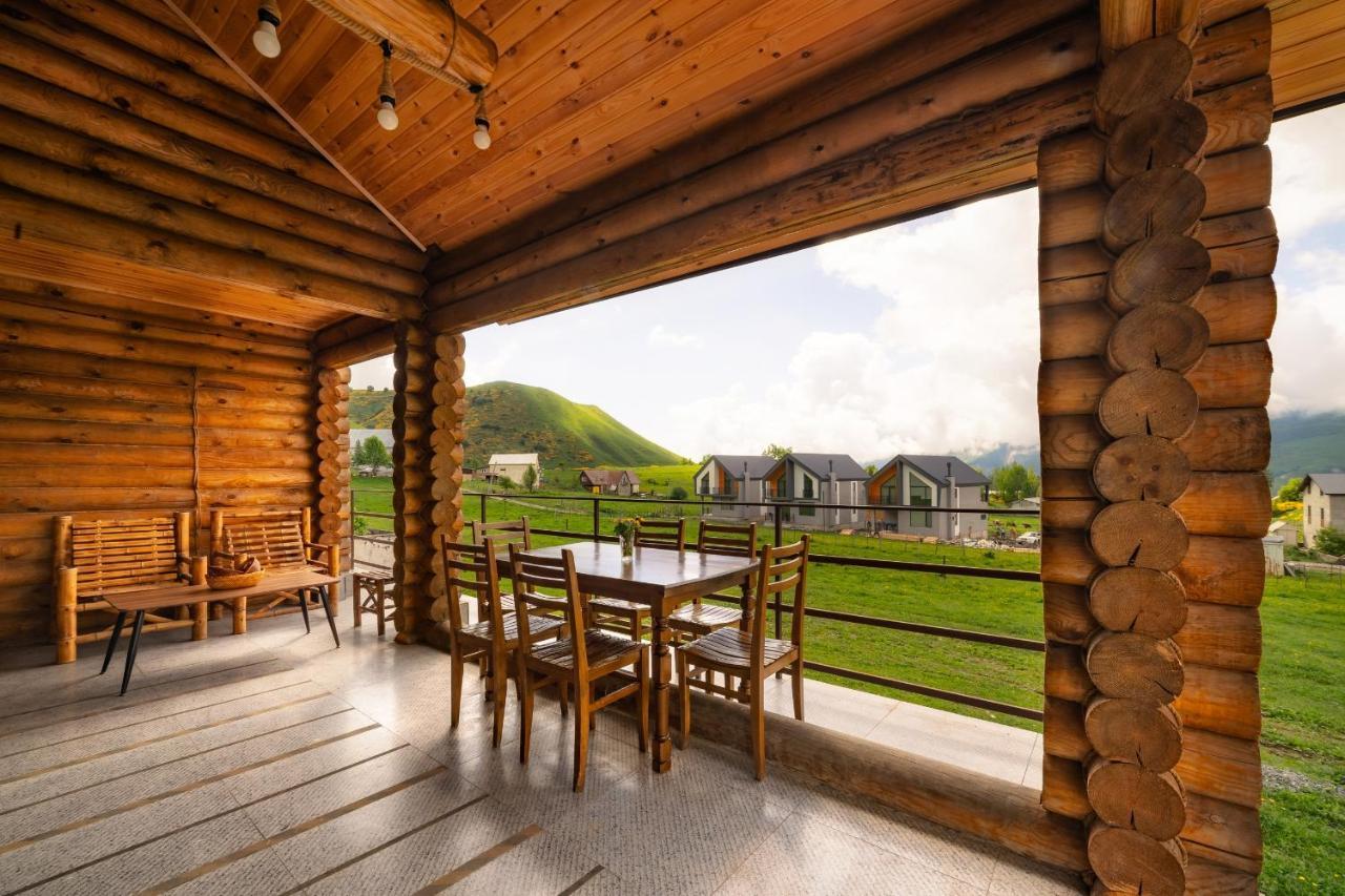 Snow Time Eco Chalet Гудаури Экстерьер фото
